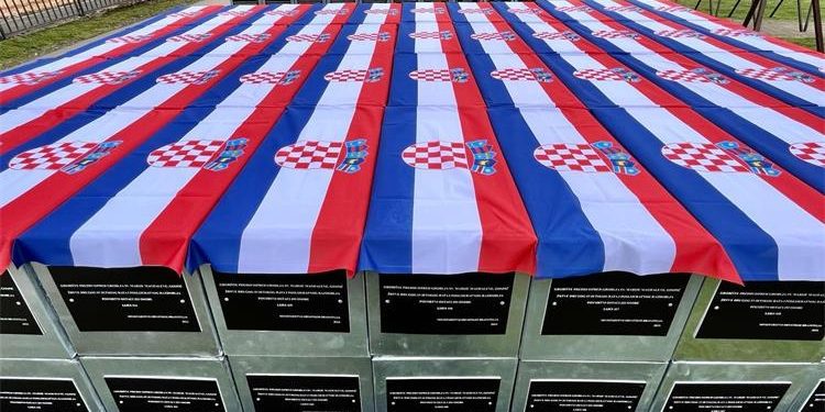 U Gospiću nakon 79 godina pokopano 253 Hrvata žrtava Drugog svjetskog rata i komunizma