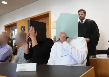 Navijaču Hoffenheima zbog bacanja petarde među ljude na stadionu određeno tri godine zatvorske kazne