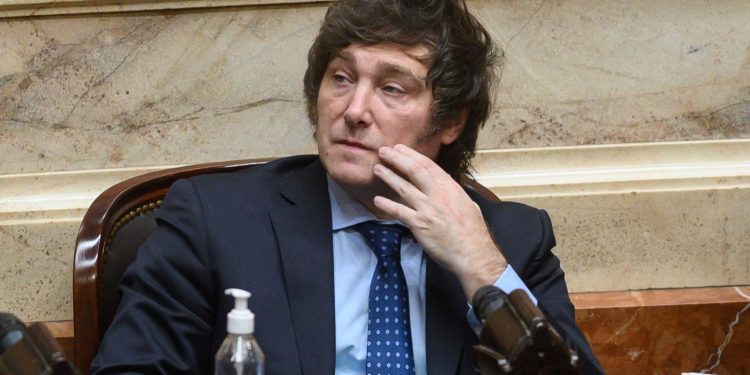 Predsjednik Argentine obećao “put” ka argentinskom suverenitetom nad Falklandskim otocima