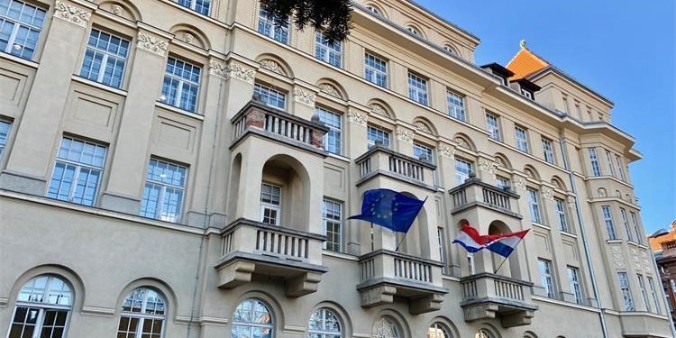 PONOVNO UHIĆENJA Ovaj puta na red je došlo Ministarstvo kulture gdje je uhićen bivši pomoćnik ministrice