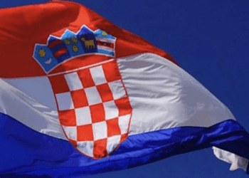 Proslava Dana državnosti u Kaštelima GRADONAČELNIK I PREDSJEDNIK GRADSKOG VIJEĆA UPUTILI ČESTITKU