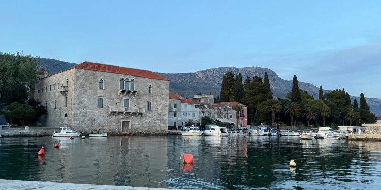 I KAŠTELA SE SPREMAJU ZA LJETO Plaže će biti spremne do kraja svibnja