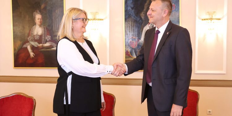 Partnerstvo Županije i HAPIH-a u razvoju proizvodnje voća i povrća