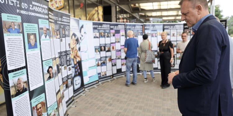 Memorijalna izložba OTETI OD ZABORAVA 91 HEROJ DOMOVINSKOG RATAFont Size + –