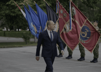 Ministar Anušić s pripadnicima Kuna u Đakovu: Nastavljamo poboljšavati uvjete života i rada pripadnika HV-a