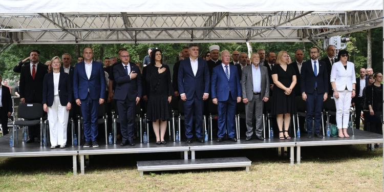 U Brezovici slavili, kraj jame u Jazovki žalili!