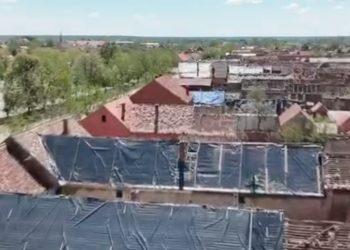 PROGLAŠENA ELEMENTARNA NEPOGODA Mještanima Bošnjaka stižu stambeni kontejneri