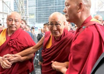 DALAJ LAMA SLAVI 89. ROĐENDAN Hoće li se reinkarnirati i gdje otkrit će na slijedeći rođendan