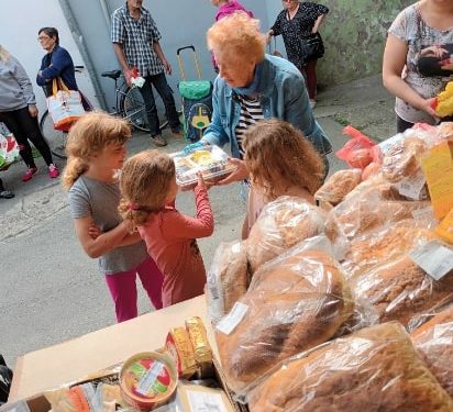 OSJEČKA RIJEKA LJUBAVI DIJELI “PAKETE ŽIVOTA” Sadržavat će oko 20 prehrambenih artikala