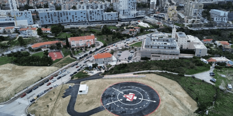 Helidrom KBC-a Split i službeno postao prvi certificirani bolnički helidrom za dnevne i noćne operacije u Hrvatskoj