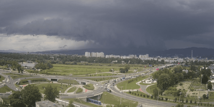 (VIDEO) DIJELOVI HRVATSKE UNIŠTENI NAKON SNAŽNOG NEVREMENA Apokaliptični prizori u istočnoj Slavoniji