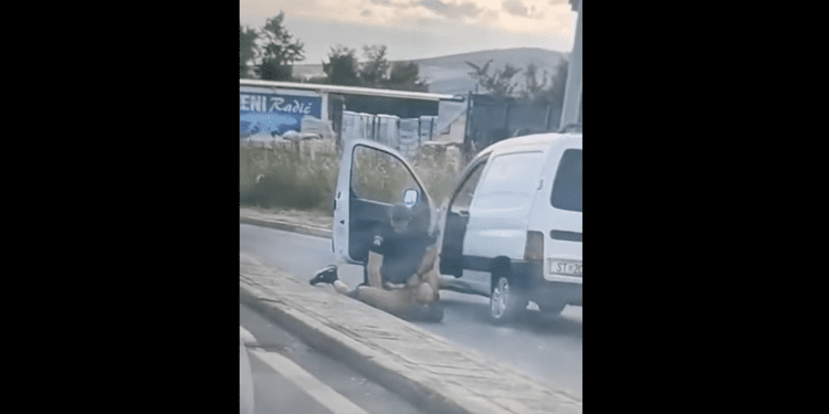 UHIĆENJE KAO IZ FILMOVA U Kaštelima uhićen muškarac koji je prijetio bliskoj ženskoj osobi