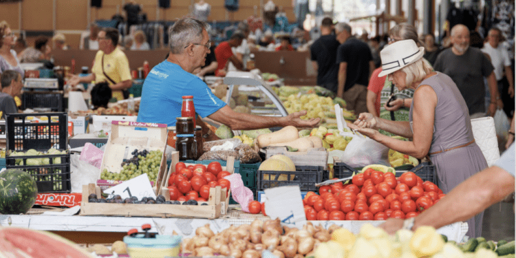 PROJEKT UDRUGE HRVATSKIH TRŽNICA Na gradskoj tržnici Vukovar certificirani domaći proizvođači