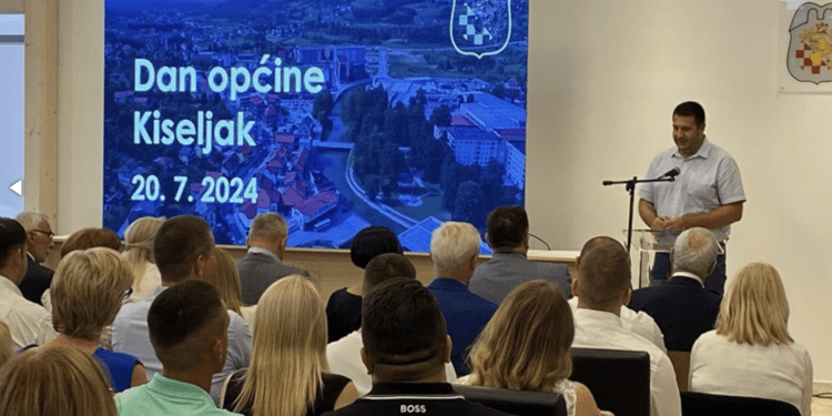 Gradonačelnik Denis Ivanović sa suradnicima sudjelovao na obilježavanju Dana Općine Kiseljak