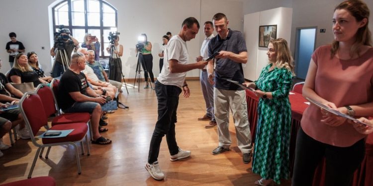 BESPOVRATNA SREDSTVA ZA VUKOVARSKE POLJOPRIVREDNE PROIZVOĐAČE Od prijavljenih 56 čak 49 ih je ostvarilo potpore