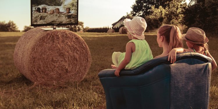 DIGITALNI AUTIZAM Zašto su ekrani posebno štetni za mozak male djece i kako prepoznati ovu opasnost