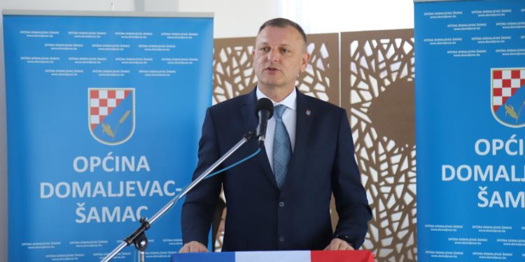 PREKOGRANIČNA SURADNJA OBŽ S OPĆINOM DOMALJEVAC-ŠAMAC Mala, ali potencijalima velika općina u pograničnom pojasu