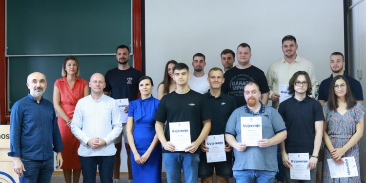 PREKVALIFIKACIJOM BRŽE I LAKŠE DO ZAPOSLENJA Veliko zanimanje za Bootcamp radionice