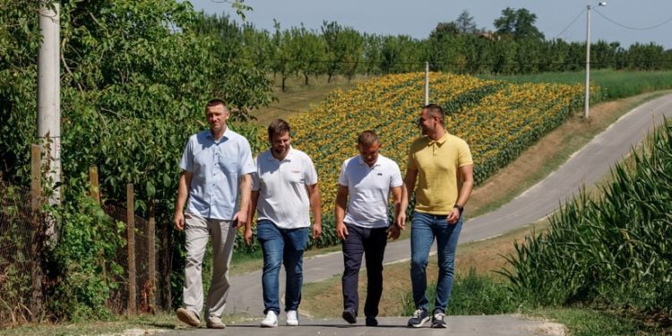 VUKOVAR KONTINUIRANO RAZVIJA INFRASTRUKTURU Saniraju se i poljski putevi