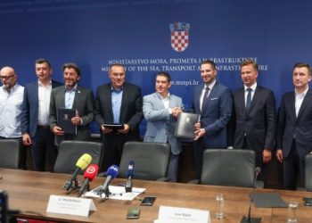 OSIJEKU DODIJELJENO 22,5 MILIJUNA EURA ZA TRAMVAJSKI PROMET Europskim sredstvima može se puno toga riješiti u gradu
