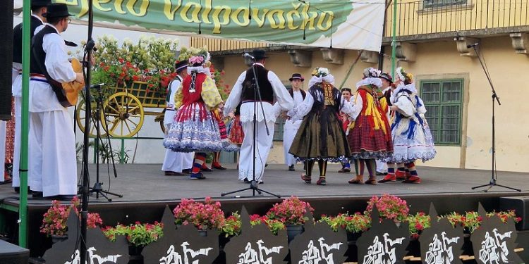 ZAVRŠNA SVEČANOST 56. LJETA VALPOVAČKOG Tradicija, kultura i folklorni užitak