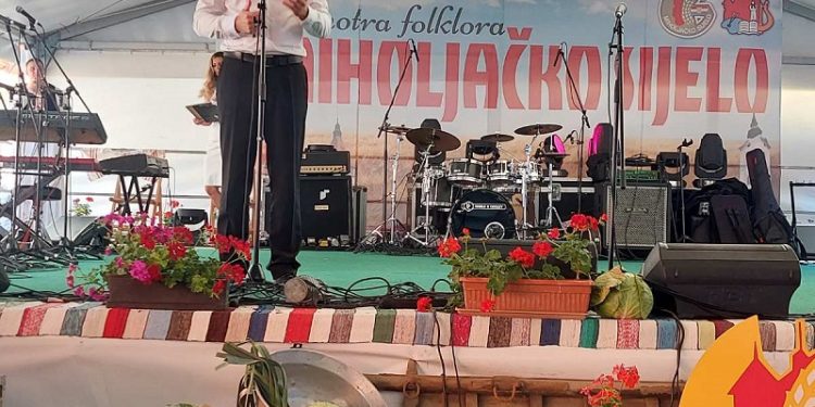 50.MIHOLJAČKO SIJELO Događaj koji privlači značajan broj posjetitelja