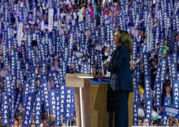 HARRIS SLUŽBENO PRIHVATILA SVOJU NOMINACIJU Ako uspije biti će prva žena na mjestu predsjednika SAD-a