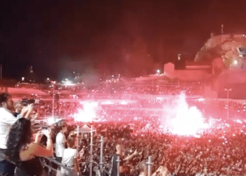 (VIDEO) Preko dvadeset tisuća posjetitelja koncerta u Imotskom uglas pjevalo s Thompsonom, Zečićem i Bulićem