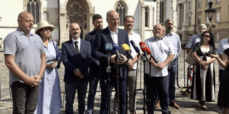 Radić poručio: “Ja imam većinu, to je jasno i Penavi!”