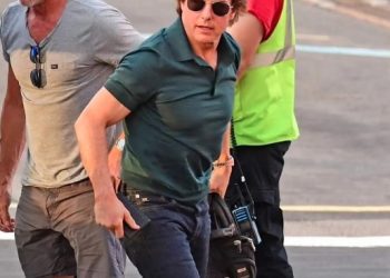 TOM CRUISE ZATVARA OLIMPIJSKE IGRE Najhrabrija holivudska zvijezda prirodna je veza između Pariza i Los Angelesa