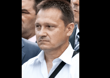 Zagrebački dragovoljci branitelji Vukovara poručuju: “Branko Borković je napustio vojsku, civile i ranjenike te ne zaslužuje počasni čin general-pukovnika”