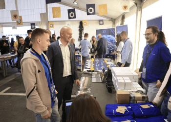 Dvije poznate manifestacije u Osijeku otvorile vrata na FERIT-u – DOVIK i LABUS okupili 33 tvrtke