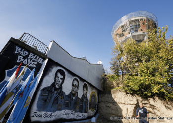 U Vukovaru otkriven mural posvećen hrvatskim policajcima Stipi Polete, Ivici i Zoranu Boškoviću