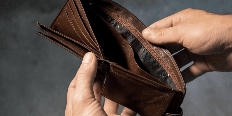 STRUČNJACI OTKRIVAJU Novac ne može kupiti sreću, ali može utjecati na zdravlje