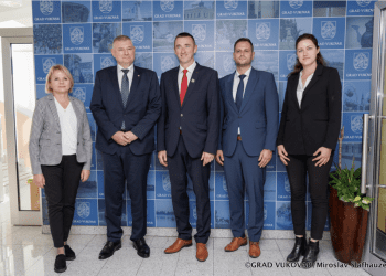 Veleposlanik Republike Poljske u Republici Hrvatskoj posjetio Grad Vukovar