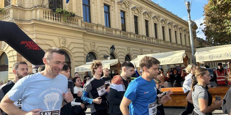 (FOTO) Gradonačelnik Penava sudjelovao u 4. humanitarnoj utrci za tragično preminulog Vukovarca Maria Madžara