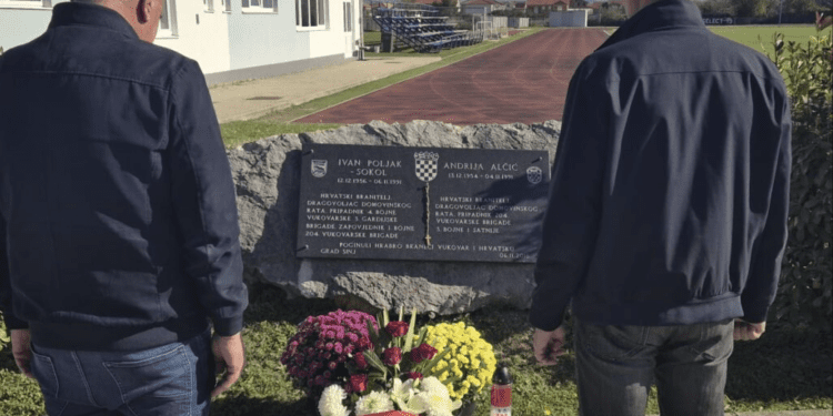 Gradonačelnik Sinja položio vijenac na godišnjicu pogibije Sinjana heroja Vukovara