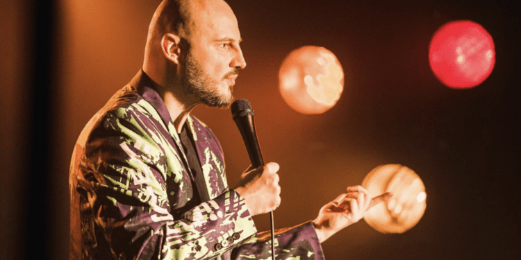 CAFFE BAR SHPITZA mjesto gdje ćete se od srca nasmijati STAND UP COMEDY SHOW ALEKSA CURAĆA ŠARAĆA – NEMA. NA. ČEMU.