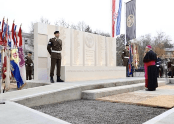 Otkriven Spomenik poginulim, nestalim i umrlim pripadnicima Vojne policije HV-a u Domovinskom ratu