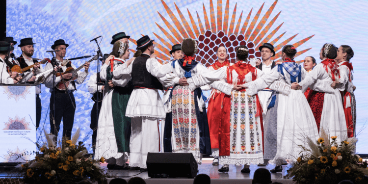 Etno selo Karanac po drugi puta dobilo Zlatnu povelju na dodjeli nagrade “Suncokret ruralnog turizma”