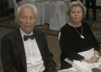 Obljetnica je smrti istinskog domoljuba dr. Zvonimira Šeparovića. Bio je jedini ministar koji je pokrenuo tužbu Hrvatske protiv Srbije