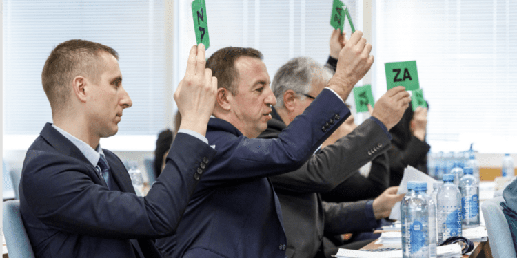 Nakon aktualnog sata vukovarskog gradonačelnika održana i 30. sjednica Gradskog vijeća Grada Vukovara