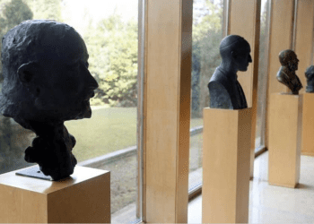 “Generali, pokažite stav – vratimo biste u Ured predsjednika!”