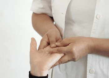 (VIDEO) KBC Split čestita Dan žena svim dragim djelatnicama: “Zahvala srca za vaše neumorne ruke”