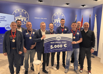Grad Osijek nagradio Muški odbojkaški klub Mursa-Osijek povodom četvrtog osvojenog Kupa Hrvatske