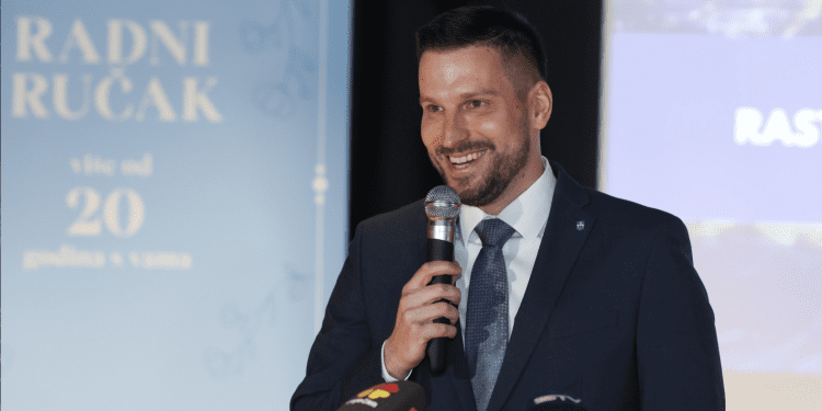 Gradonačelnik Radić na Radnom ručku HUP-a: Osijek proživljava svoje najveće razvojno razdoblje u novijoj povijesti