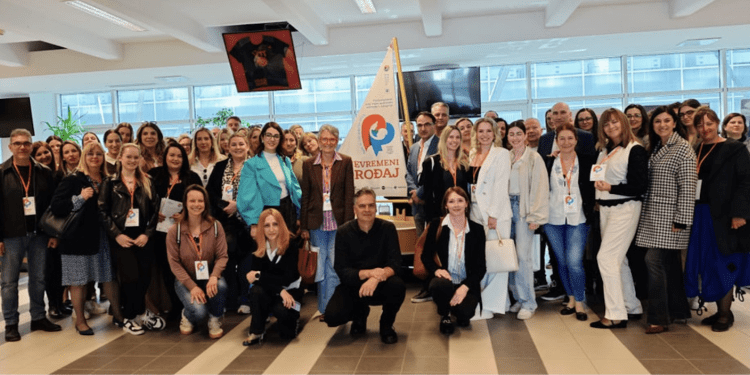 (FOTO) Prijevremeni porođaj u fokusu: Struka, znanost i humanost na splitskom tečaju