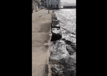 Kaštel Kambelovac dobiva novi obalni zid: Radovi startaju po završetku turističke sezone