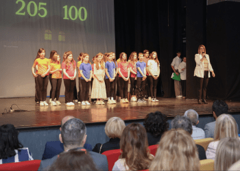 Predstavljena monografija Osnovne škole Frana Krste Frankopana Osijek: Stoljeće zgrade i više od dva stoljeća školstva u GČ Novi grad