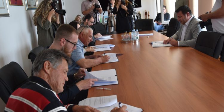 Gradonačelnik Ivanović potpisao ugovore o potporama za jačanje lokalnog gospodarstva